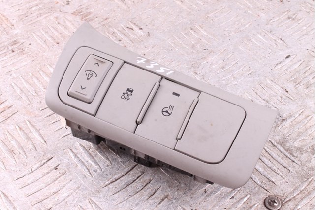 HYUNDAI 933004C000 в наличии Николаев