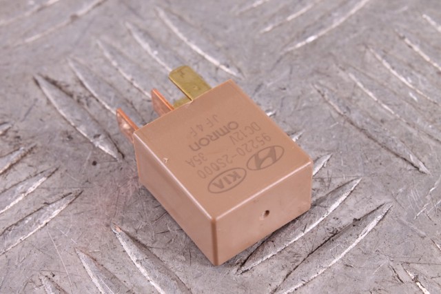 952202S000 HYUNDAI Реле электрическое многофункциональное купить в Кривой Рог