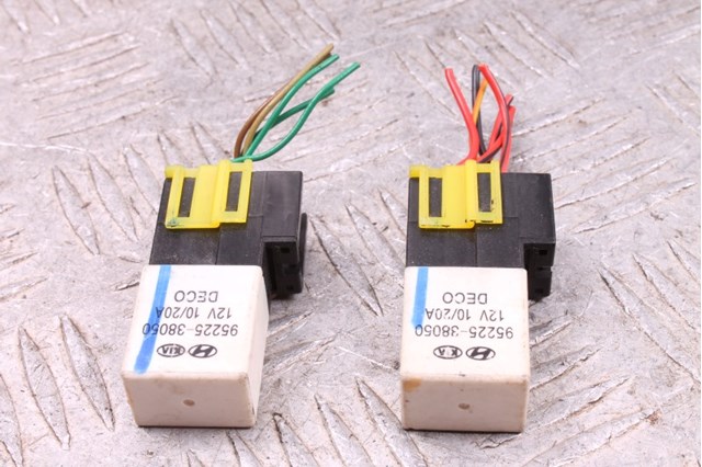 HYUNDAI 9522538050 Реле электрическое многофункциональное в наличии Каменское