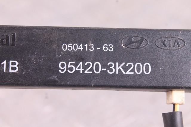 HYUNDAI 954203K200 Антенна в наличии Черкассы