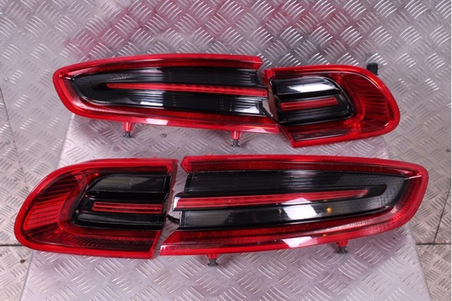 95B945094G PORSCHE Фонарь задний правый внутренний купить в Украина