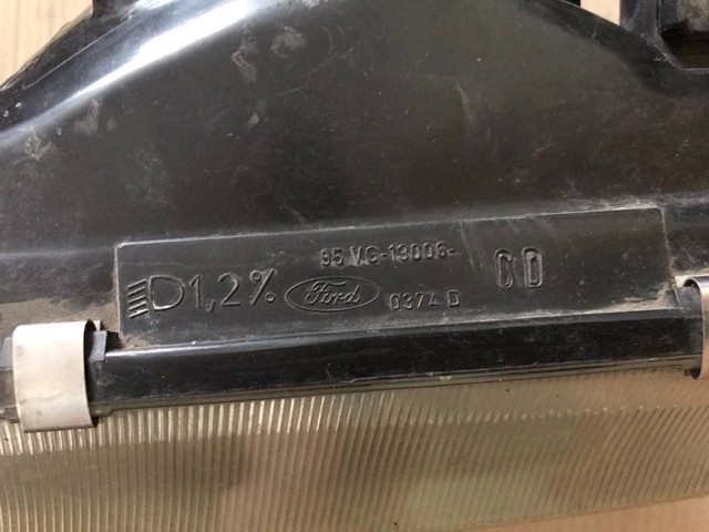 FORD 95VG13006 Фара левая в наличии Киев