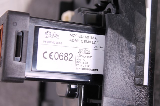 9805089780 PEUGEOT Дисплей многофункциональный купить в Винница