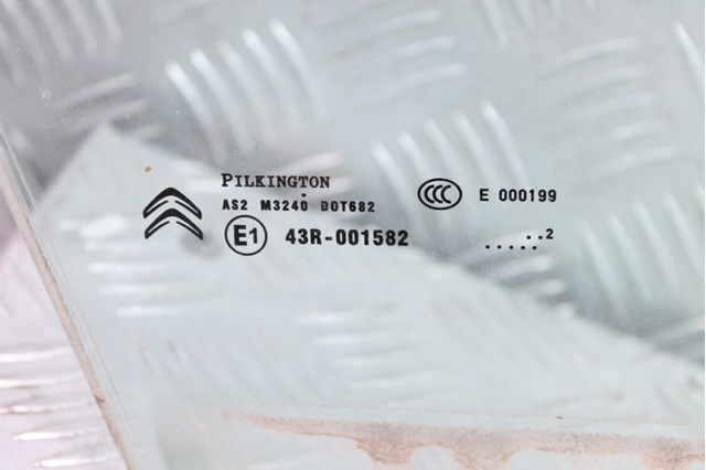9807402880 PEUGEOT Стекло двери передней левой купить в Каменское