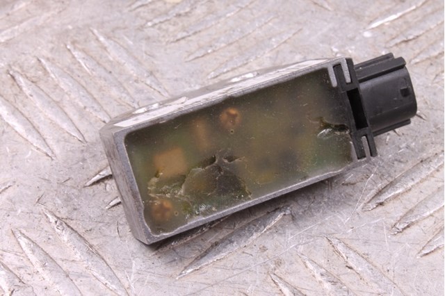 Датчик Эйрбэг передний 98581AM610 NISSAN