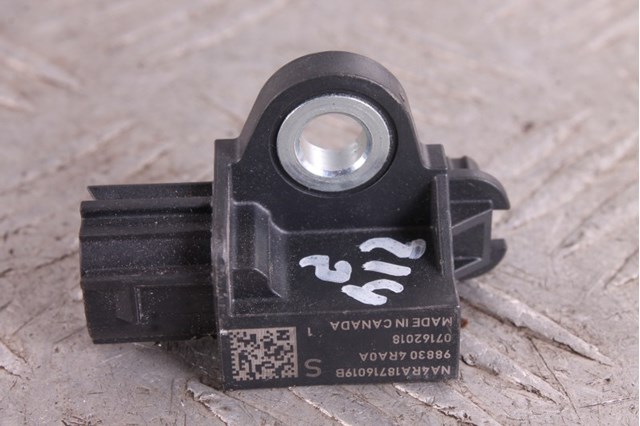 988304RA0A NISSAN Датчик удара купить в Павлоград