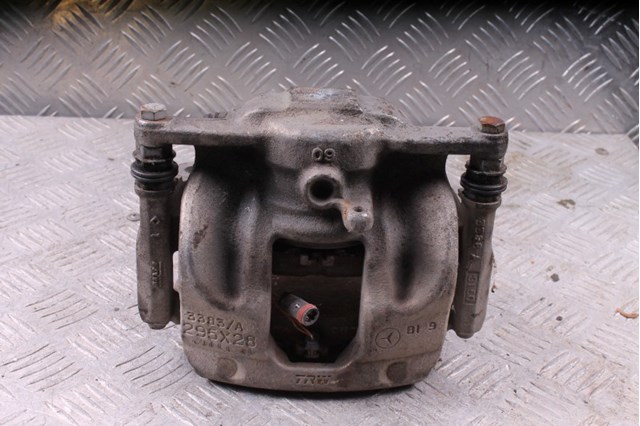 Тормозной суппорт A0004216881 MERCEDES