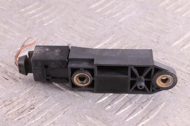 MERCEDES A0028202726 Датчик удара в наличии Ужгород