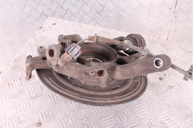A1633500108 Цапфа задняя левая купить Харьков
