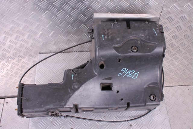 MERCEDES A1635400224 Корпус блока предохранителей в наличии Тернополь