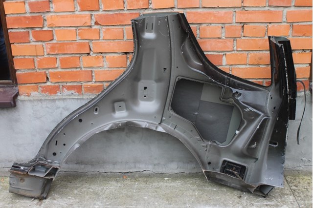 A1636301201 MERCEDES Крыло заднее правое купить в Тернополь