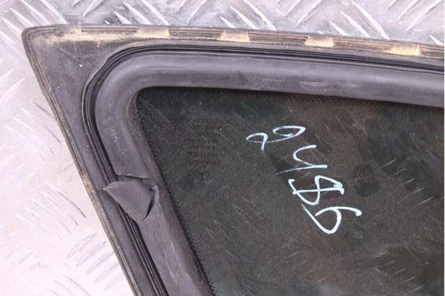 A1636700212 MERCEDES Стекло кузова (багажного отсека) правое купить в Одесса