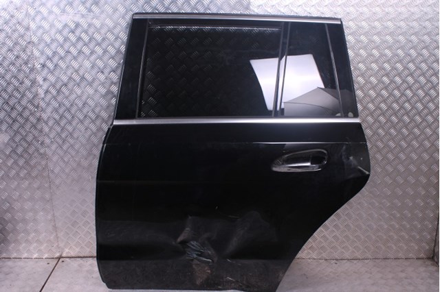 MERCEDES 1667300305 Дверь задняя левая в наличии Киев