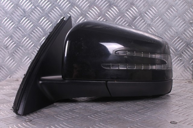 Зеркало левое A1668109700 MERCEDES