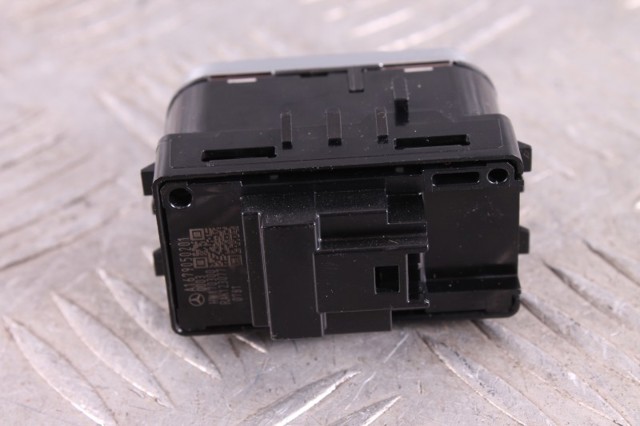 A1679050201 MERCEDES Кнопка стеклоподъемника передняя купить в Львов