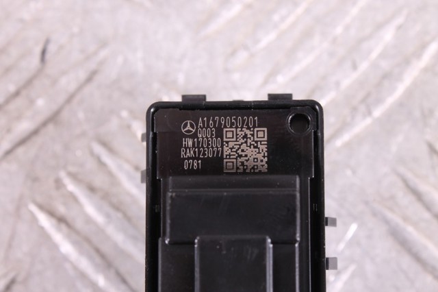 MERCEDES A1679050201 Кнопка включения мотора стеклоподъемника передняя правая в наличии Павлоград