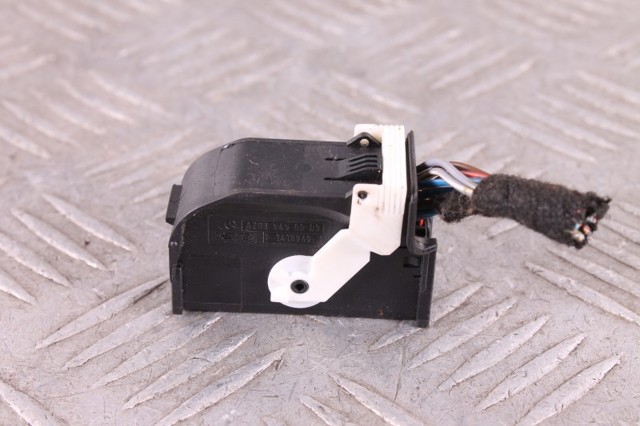 A2035450083 MERCEDES купить в Украина