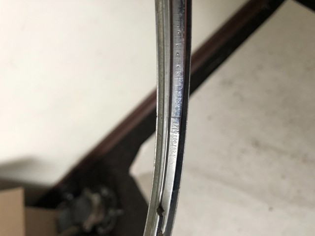 A2038856121 MERCEDES Молдинг бампера переднего левый купить в Ровно