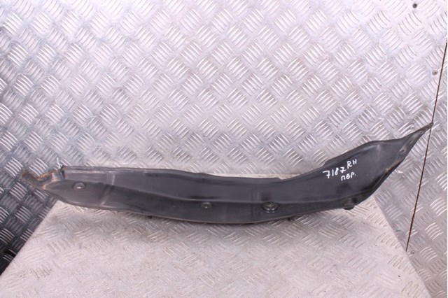 MERCEDES A2058890025 в наличии Ужгород