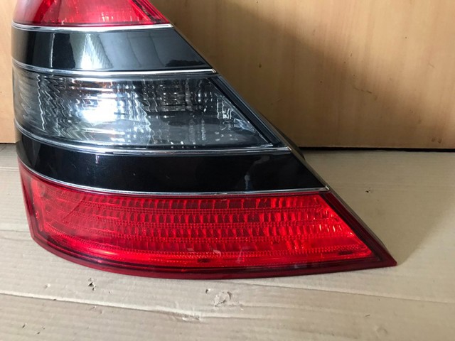 Задний левый стоп A2218200164 MERCEDES