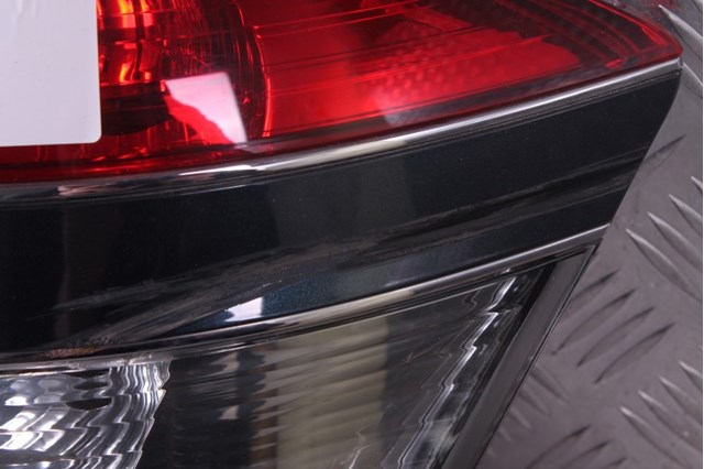 Фонари задние A2218200264 MERCEDES