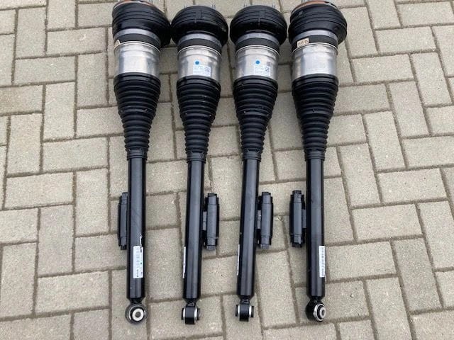 MERCEDES 2233207502 Амортизатор задний левый в наличии Украина