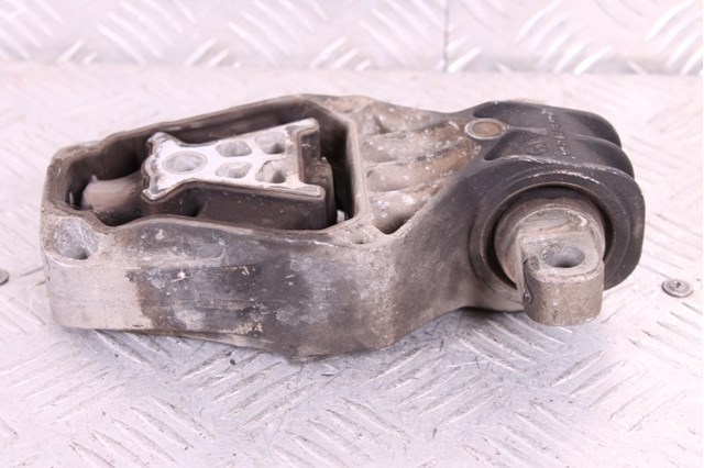 Задняя подушка двигателя A2462401209 MERCEDES