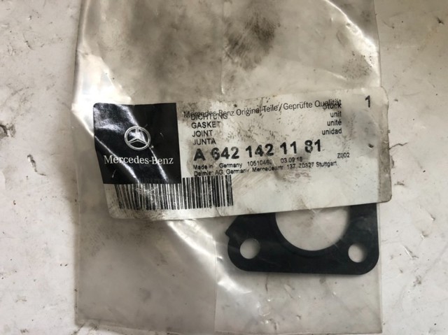 Прокладка EGR клапана рециркуляции A6421421181 MERCEDES