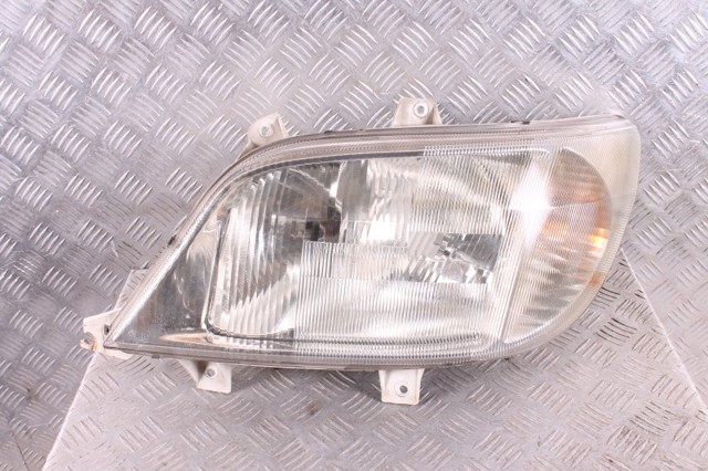 Блок фара левая A9018201061 MERCEDES