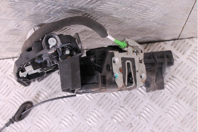 Замок двери задней правой AE8Z5426412A FORD