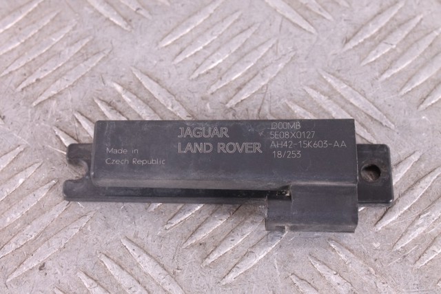 Антенна на крышу AH4215K603AA LAND ROVER