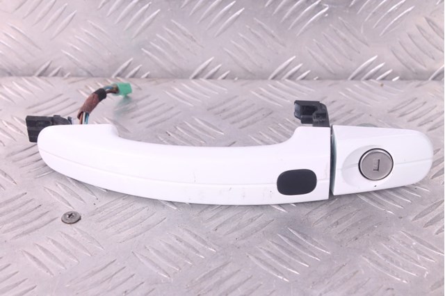 FORD AM51U22404 Ручка двери передней наружная в наличии Ирпень