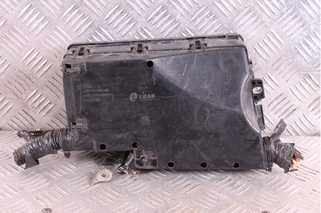 FORD AV6T14A142AB в наличии Николаев