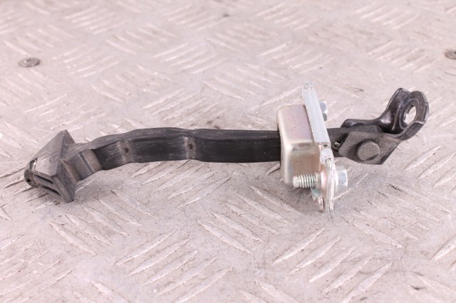 BHN972270 MAZDA Ограничитель задней двери купить в Черновцы