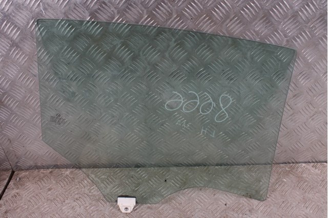 BHN973510 MAZDA Стекло двери задней левой купить в Черкассы