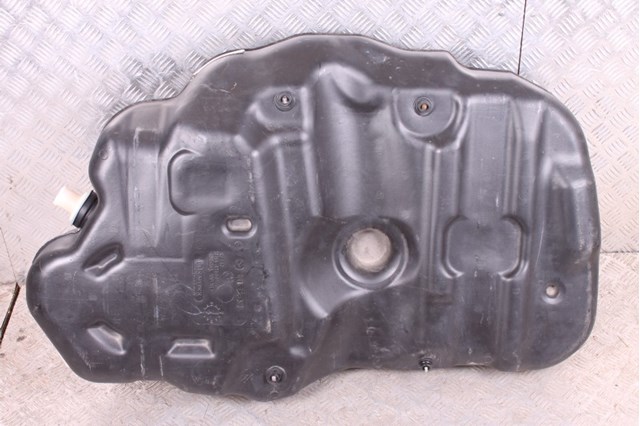 MAZDA BJT642110F Бензобак в наличии Харьков