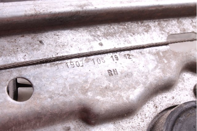 Механизм стеклоподъемника двери задней, правой BM51A27000BA FORD
