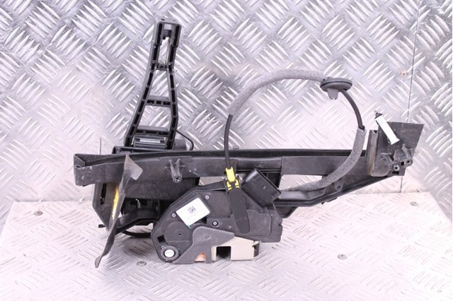Замок задней двери, левой BM5AA26413AH FORD