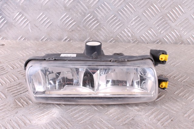 Правая противотуманная фара CK5215200AB LAND ROVER