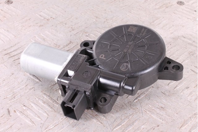 Мотор стеклоподъемника двери передней, правой D01G5858XB MAZDA