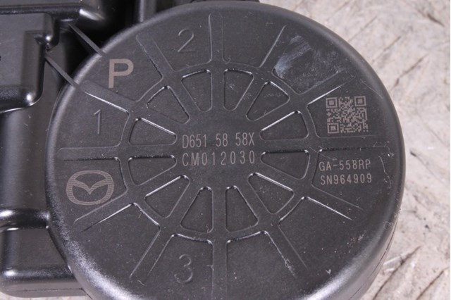 D6515858XB MAZDA Мотор стеклоподъемника двери передней правой купить в Каменское