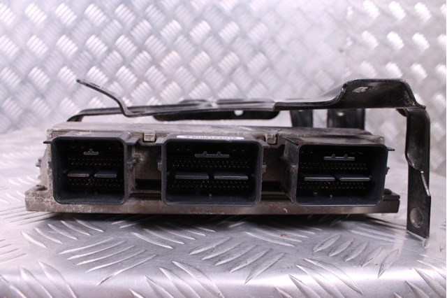 FORD DG9A12B684YA в наличии Павлоград