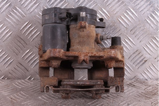 FORD DG9C2D251A в наличии Каменское