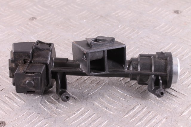 FORD DG9C3F642AD в наличии Украина