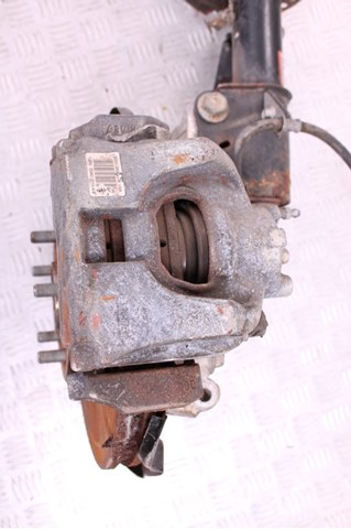 DG9Z3K185B Цапфа (поворотный кулак) передний правый купить Кривой Рог