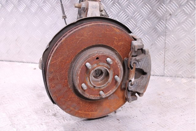FORD DG9Z3K185B Цапфа передняя правая в наличии Ирпень