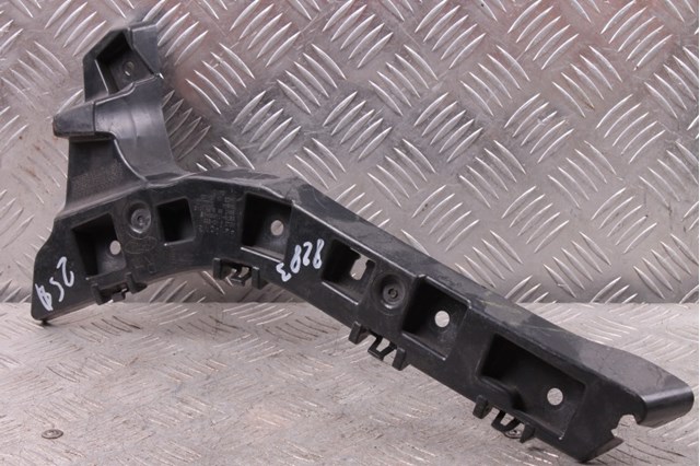 FORD DS7317A881AE Кронштейн бампера заднего внешний правый в наличии Каменское