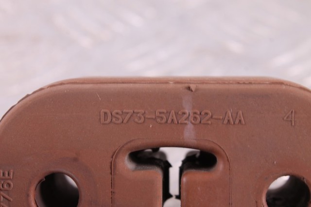 Подушки глушителя DS735A262AA FORD