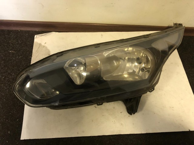 FORD DT1113W030DC Левая фара в наличии Черкассы
