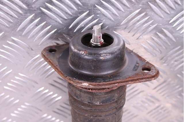 Цилиндр подвески E6B10JK50A NISSAN